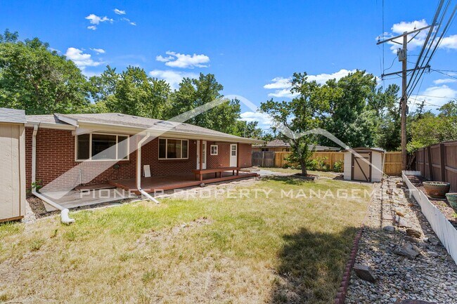 Building Photo - Spacious Home with Fenced Yard and Central AC