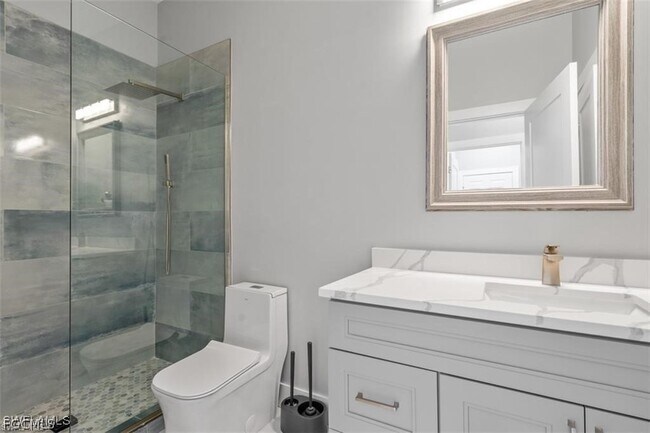 Building Photo - 16113 Coco Hammock Way