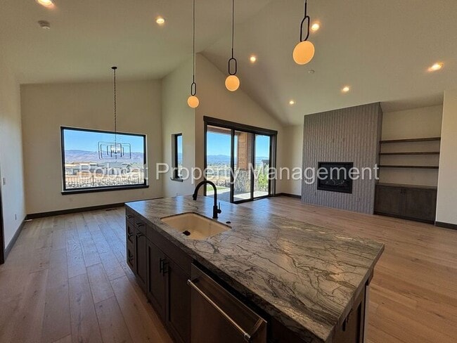 Building Photo - 2933 Portrush Dr