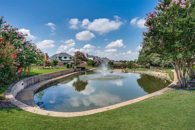 Building Photo - 5812 Richwater Dr