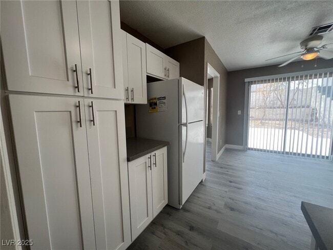 Building Photo - 1368 Torington Dr