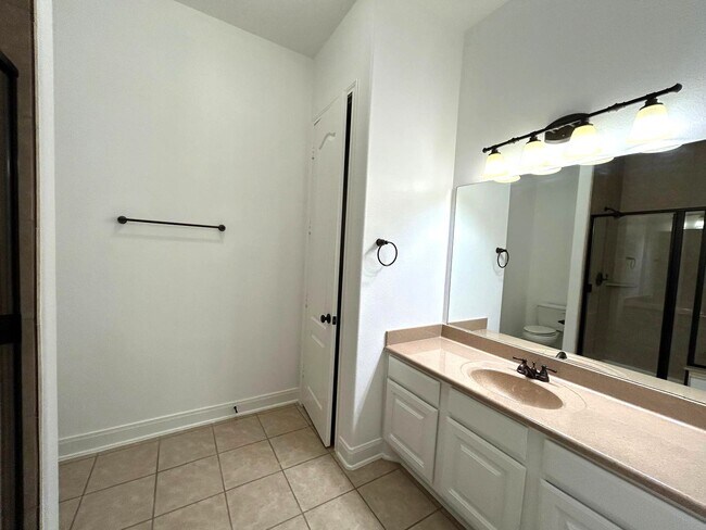 Building Photo - 17423 Hanoverian Dr