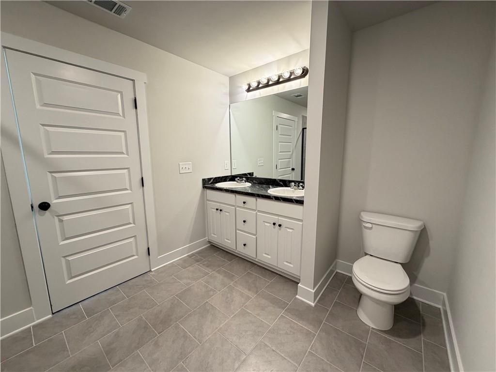 Building Photo - 106 Charlie Wy