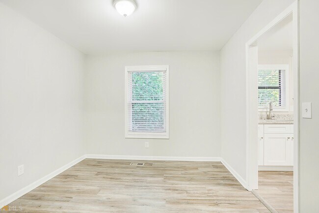 Building Photo - 3013 Fetlock Dr SW