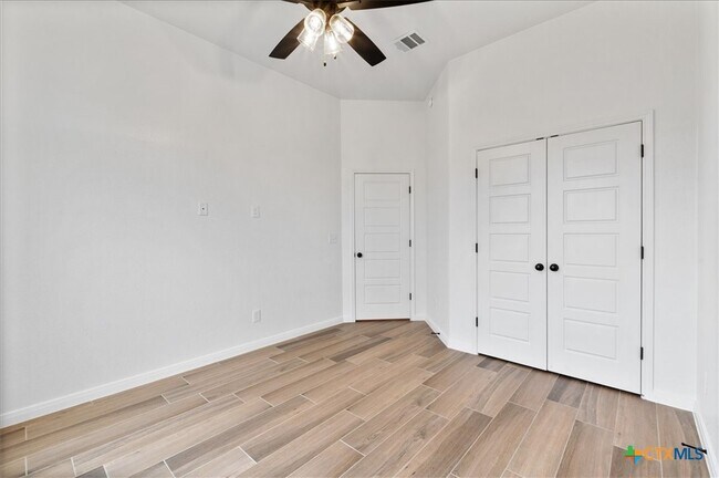 Building Photo - 6019 Catania Rd