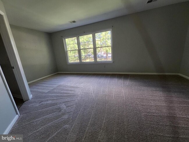 Building Photo - 203 Fernwood Pl