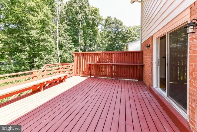 Building Photo - 5012 Sideburn Rd