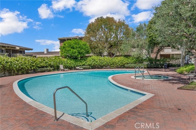 Building Photo - 6542 Ocean Crest Dr