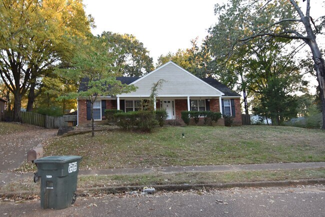 Building Photo - Charming 3-Bedroom Home in Cordova-Comfort & Convenience Await!