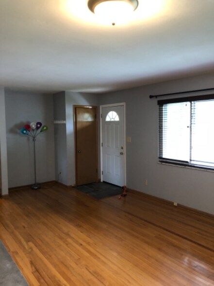 Primary Photo - 3456 Shattuck Ave