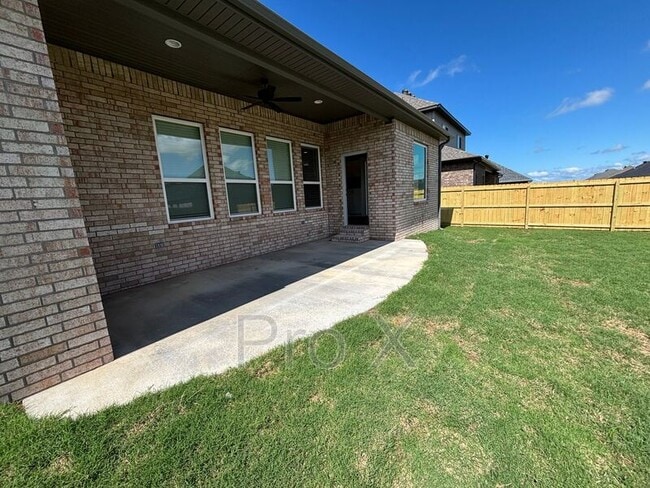 Building Photo - 1431 Overcup Oak Ln