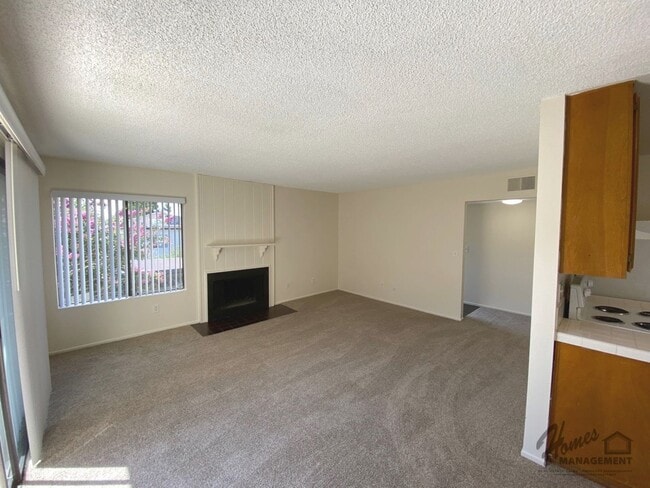 Building Photo - Homes Management - 1bd/1ba Vermont Villas ...