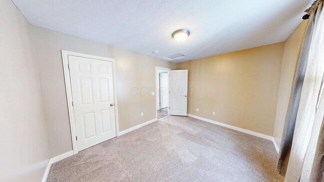 Building Photo - 5876 Myrick Rd