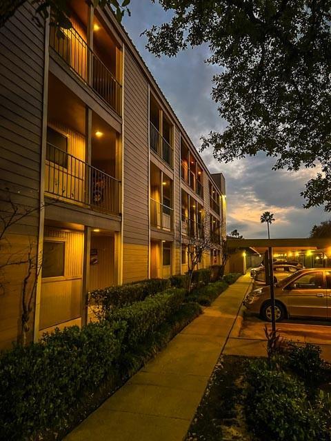 Building Photo - 15575 Marina Dr