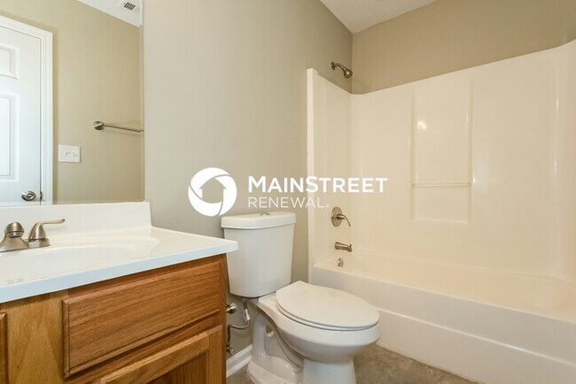 Building Photo - 4 Bedroom Pet-Friendly Home in Douglasville, GA with Main Street Renewal