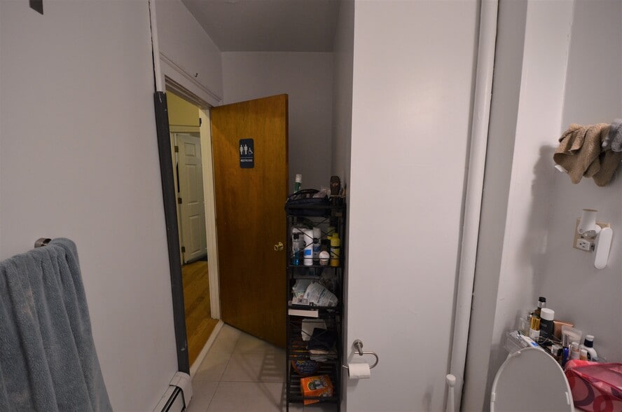 Building Photo - 37 Brookline St