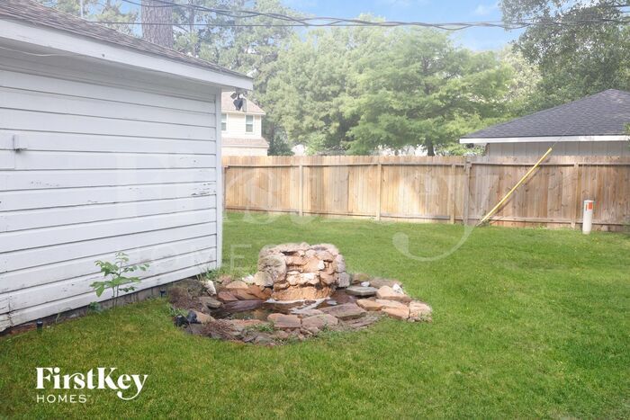 Building Photo - 25603 Pecan Valley Cir