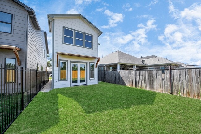 Building Photo - 6322 Milwee St