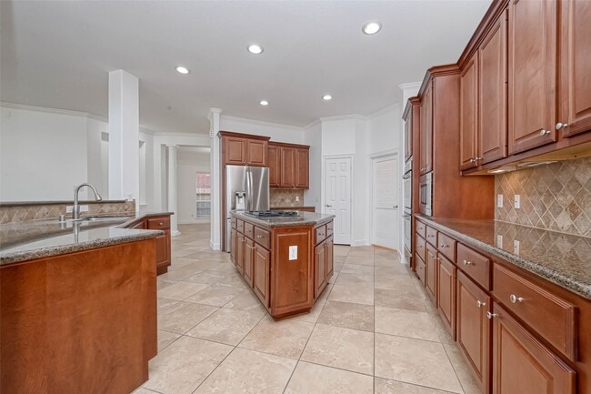 Building Photo - 25510 Autumnwind Ct