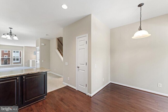 Building Photo - 42673 New Dawn Terrace