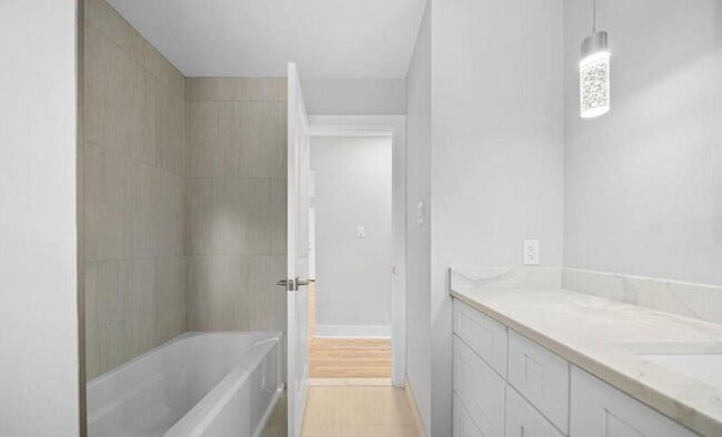 Building Photo - 4113 Telegraph Rd