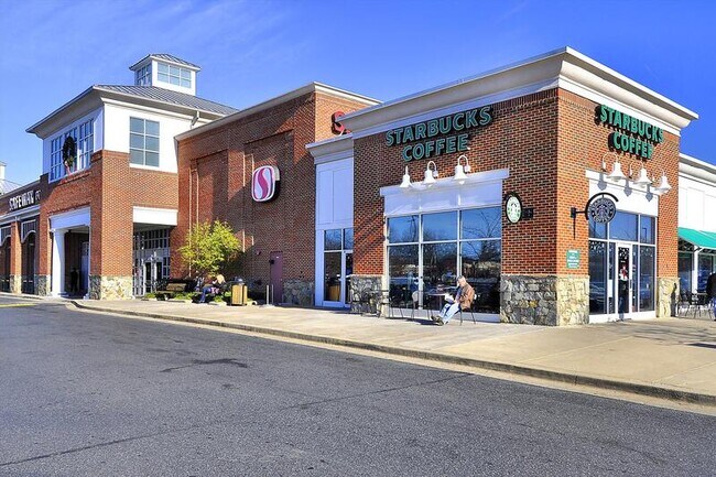 Building Photo - 13404 Fountain Club Dr