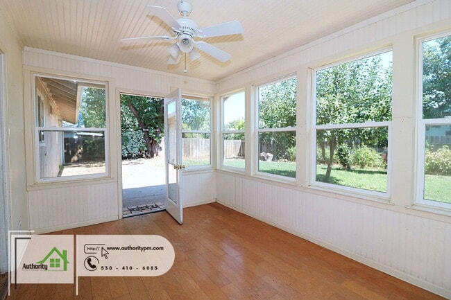 Building Photo - 1857 Sutterwood Dr