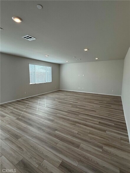 Building Photo - 32864 Fleets Rd