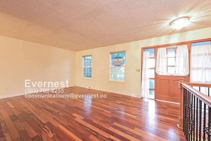 Building Photo - 2528 E Geddes Pl