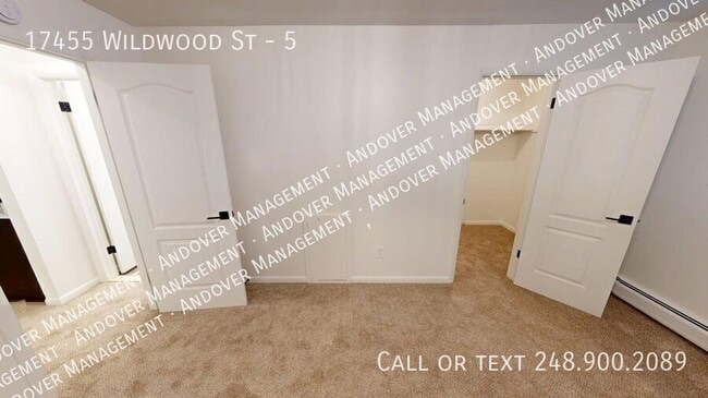 Building Photo - 17455 Wildwood St