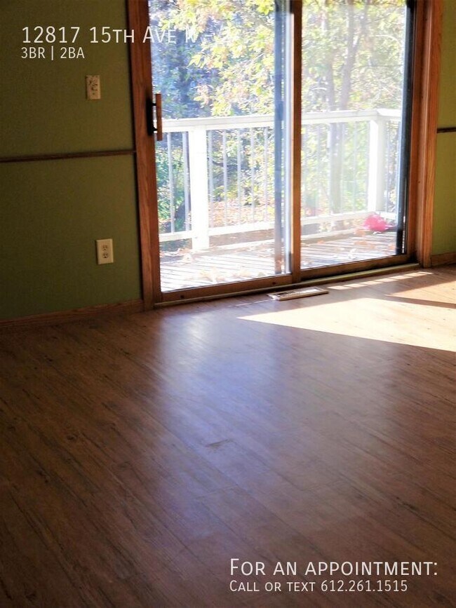 Building Photo - 12817 15th Ave N