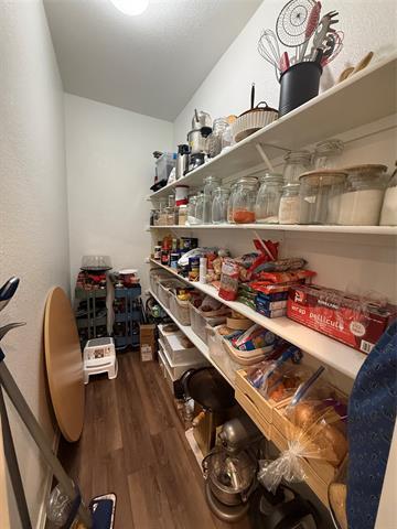 Building Photo - 909 Cormorant St