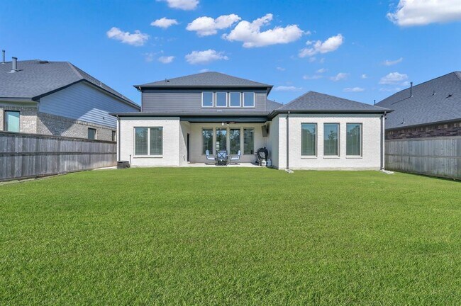 Building Photo - 10640 Red Tail Pl