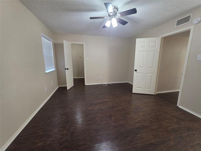 Building Photo - 620 Race St