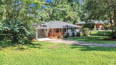 Building Photo - 2473 Harwood Dr