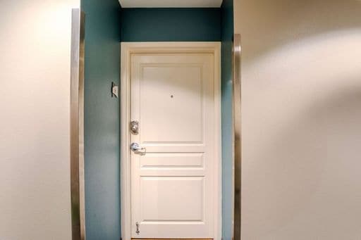 Building Photo - San Diego- Downtown- La Vita – Little Italy Condo- Split Level Style New Year Move In Special