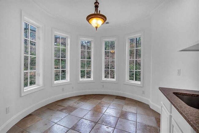 Building Photo - 115 Mount Paran Ridge