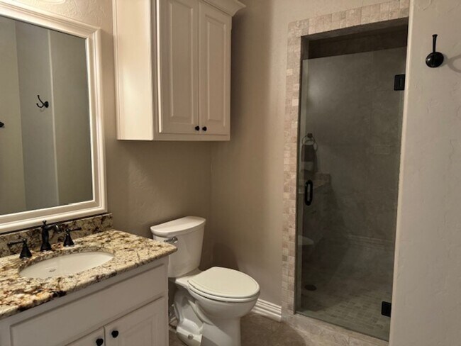 Building Photo - 4/3/2/2 Hallsville ISD Fenced Yard and Pool