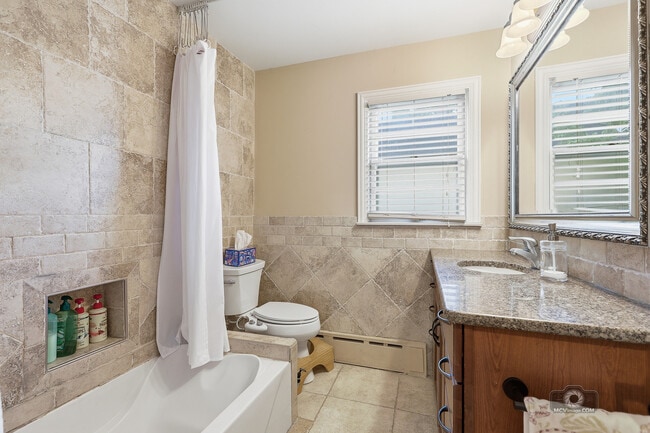 Building Photo - 6456 W 175th ST