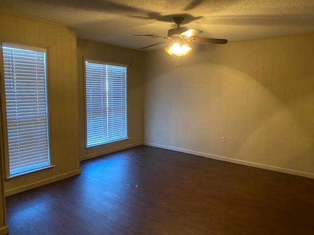 Building Photo - 307 Mildred St