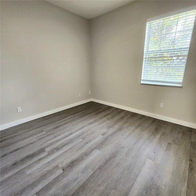 Building Photo - 10672 Savannah Wood Ct