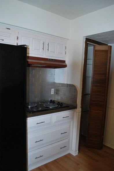 Building Photo - 1416 Sandy Creek Dr