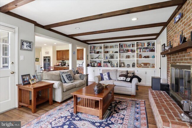 Building Photo - 1034 Walker Mill Rd