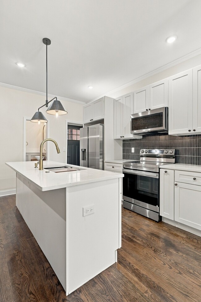 Building Photo - 2434 N 33rd St