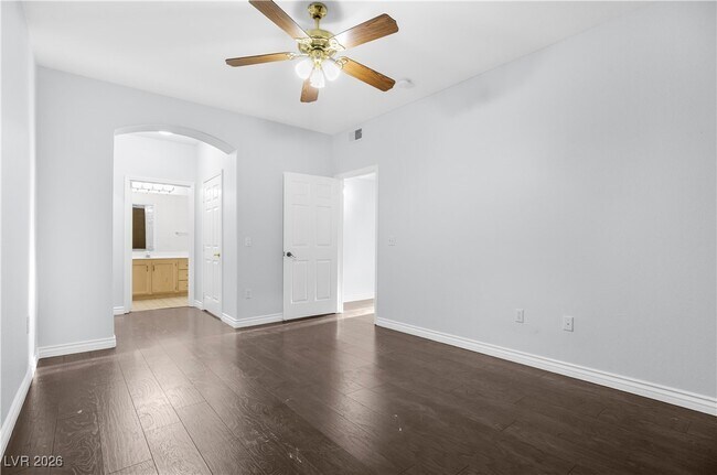 Building Photo - 1300 S Arlington St