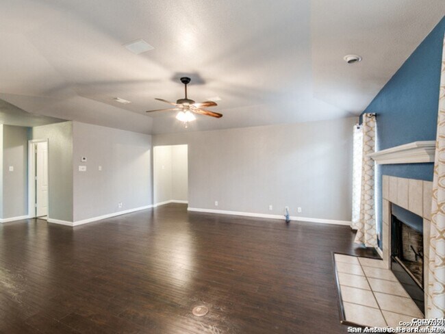 Building Photo - 5823 Rolling Forest Dr