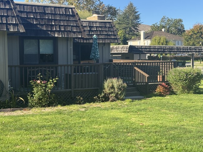 Building Photo - 23799 Monterey Salinas Hwy