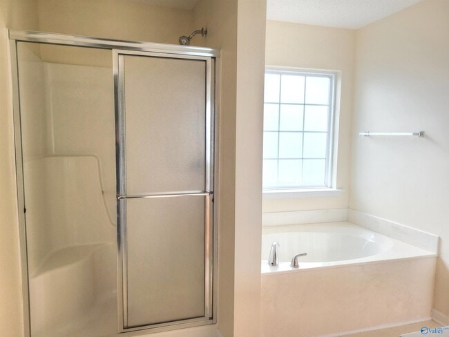 Building Photo - 247 Brockton Dr