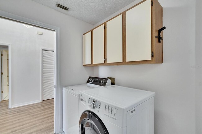 Building Photo - 322 Northway Dr