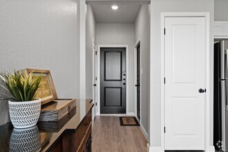 Building Photo - 809 Meiomi Dr